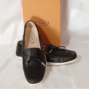 Tod’s Leather Black Loafer Women's 40.5 EU 9.5 US Pebble Sole Italy Authentic